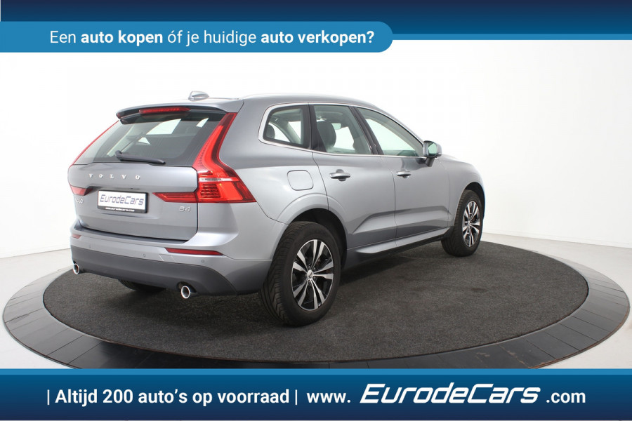 Volvo XC60 2.0 B4 Momentum *1ste Eigenaar*Leer*Panoramadak*Trekhaak*