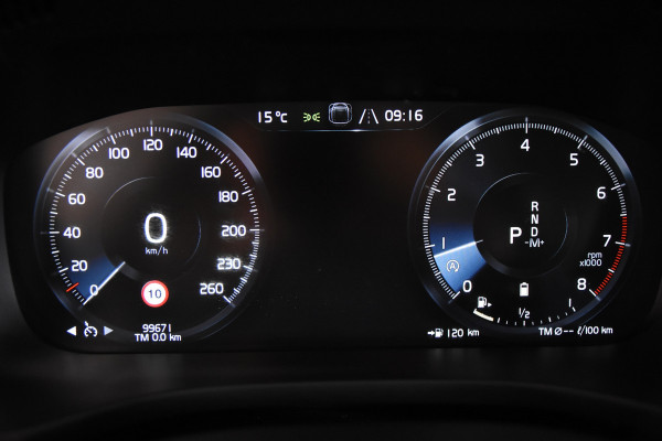 Volvo XC60 2.0 B4 Momentum *1ste Eigenaar*Leer*Panoramadak*Trekhaak*
