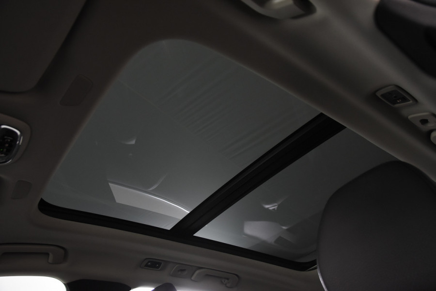 Volvo XC60 2.0 B4 Momentum *1ste Eigenaar*Leer*Panoramadak*Trekhaak*