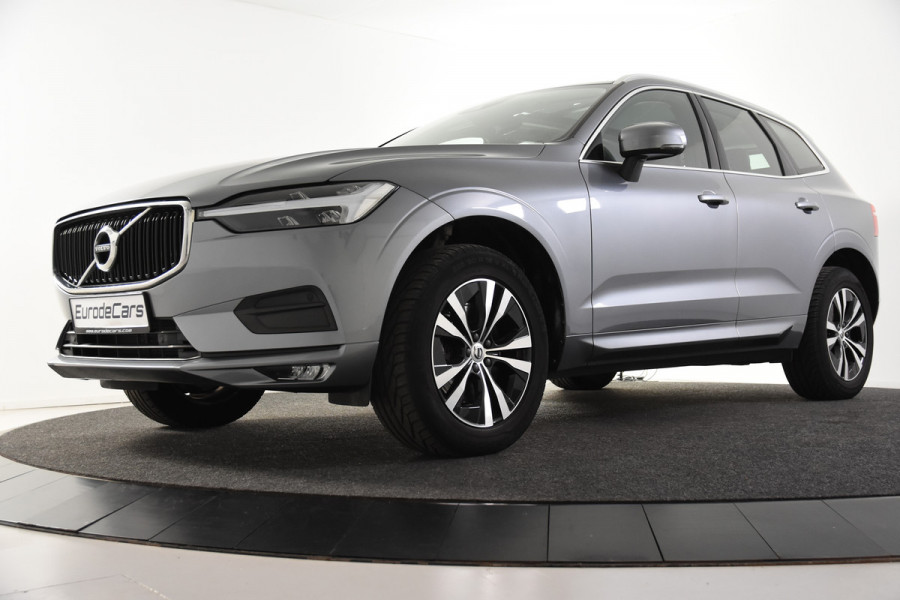 Volvo XC60 2.0 B4 Momentum *1ste Eigenaar*Leer*Panoramadak*Trekhaak*
