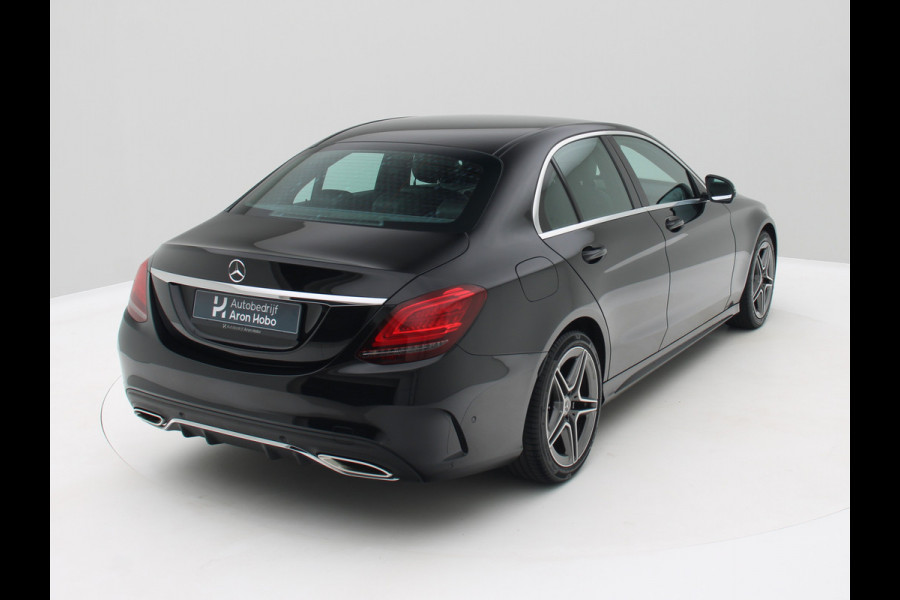 Mercedes-Benz C-Klasse 180 AMG Distronic, Carplay, Camera