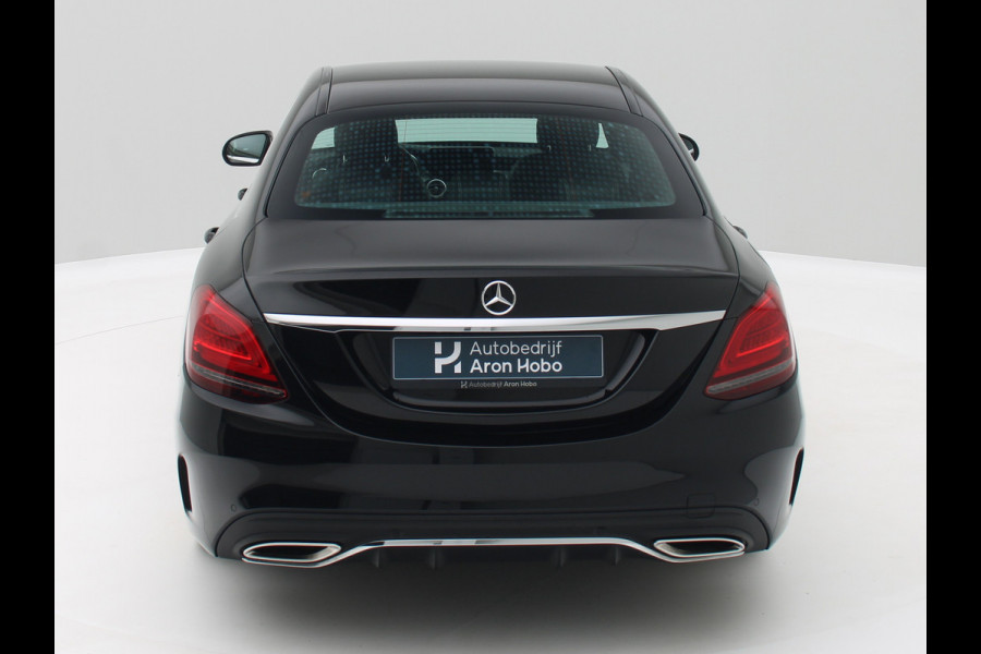 Mercedes-Benz C-Klasse 180 AMG Distronic, Carplay, Camera