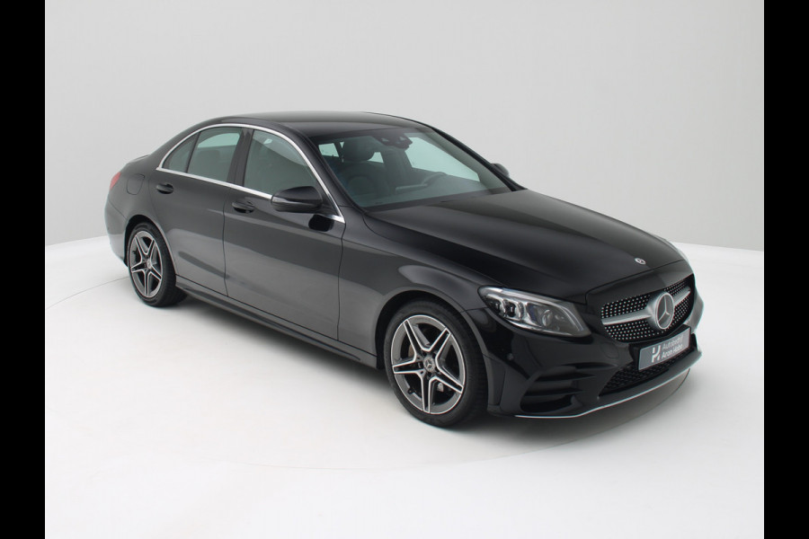 Mercedes-Benz C-Klasse 180 AMG Distronic, Carplay, Camera