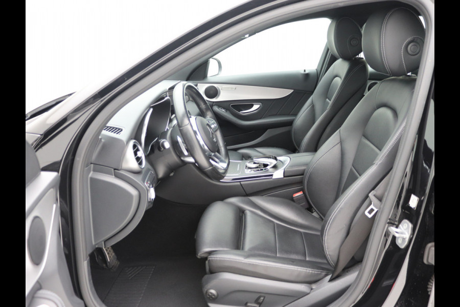 Mercedes-Benz C-Klasse 180 AMG Distronic, Carplay, Camera