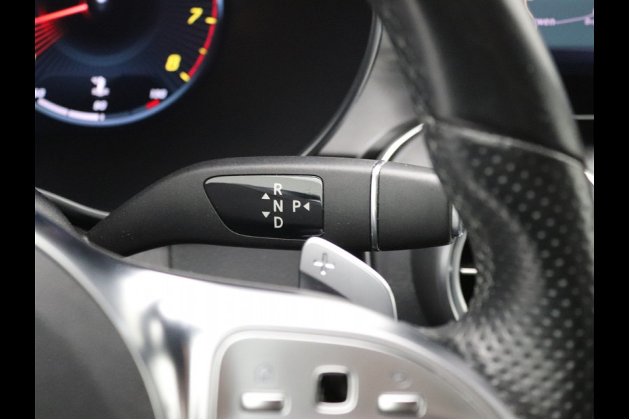 Mercedes-Benz C-Klasse 180 AMG Distronic, Carplay, Camera