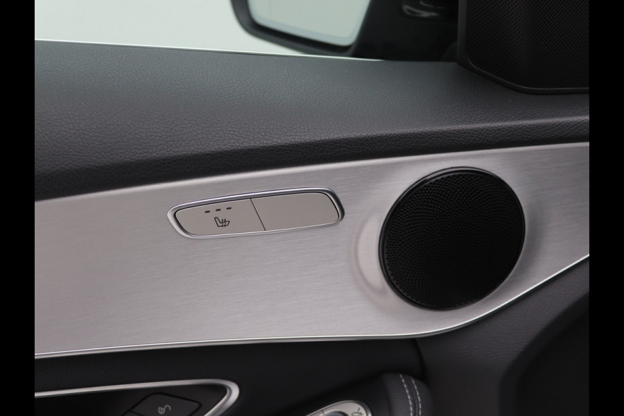 Mercedes-Benz C-Klasse 180 AMG Distronic, Carplay, Camera