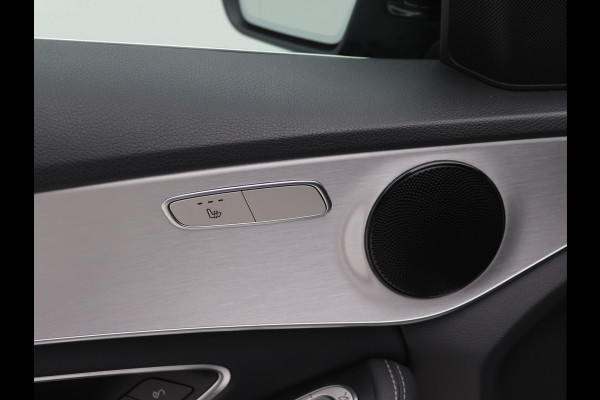 Mercedes-Benz C-Klasse 180 AMG Distronic, Carplay, Camera