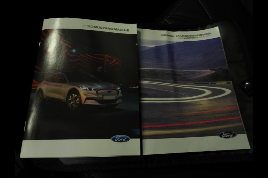Ford Mustang Mach-E RWD 75 kWh LEER/NAVI/360CAM/LED/B&O/18"LMV!