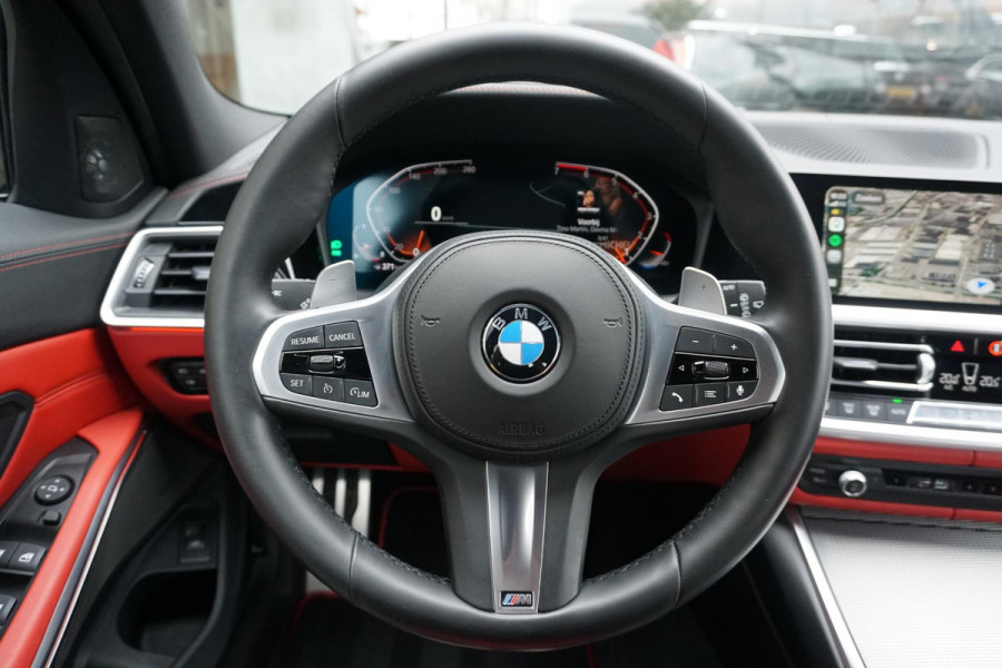 BMW 3 Serie Touring 330i High Executive Edition M + INDIVIDUAL LEDER / MINERALWEISS METALLIC / M-PERFORMANCE