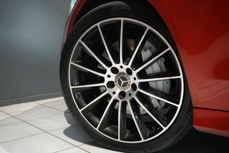 Mercedes-Benz C-Klasse Coupé 250 AMG-line 211PK + PANORAMA / CAMERA / STOELVERWARMING