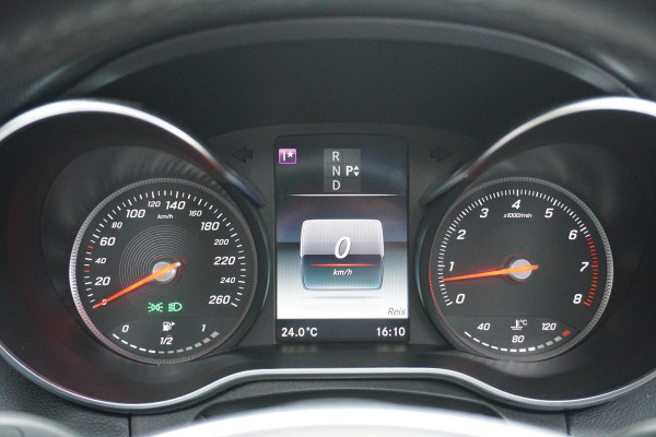 Mercedes-Benz C-Klasse Coupé 250 AMG-line 211PK + PANORAMA / CAMERA / STOELVERWARMING