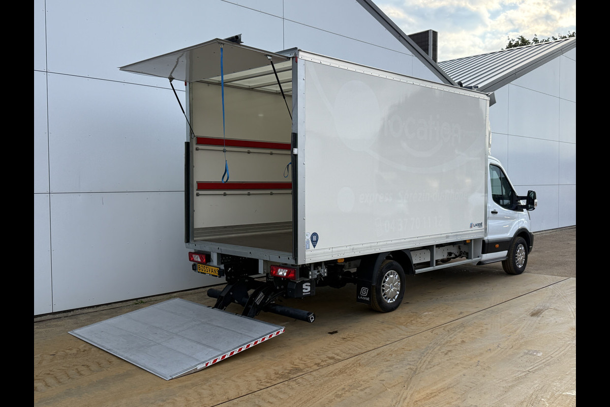Ford Transit 2.0 TDCI 130PK Bakwagen L4 Cruise Control Airco Parkeersensoren Voor Koffer Bakwagen Meubelbak