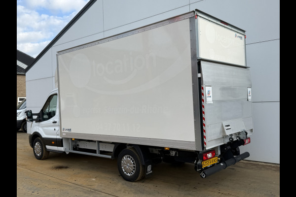 Ford Transit 2.0 TDCI 130PK Bakwagen L4 Cruise Control Airco Parkeersensoren Voor Koffer Bakwagen Meubelbak