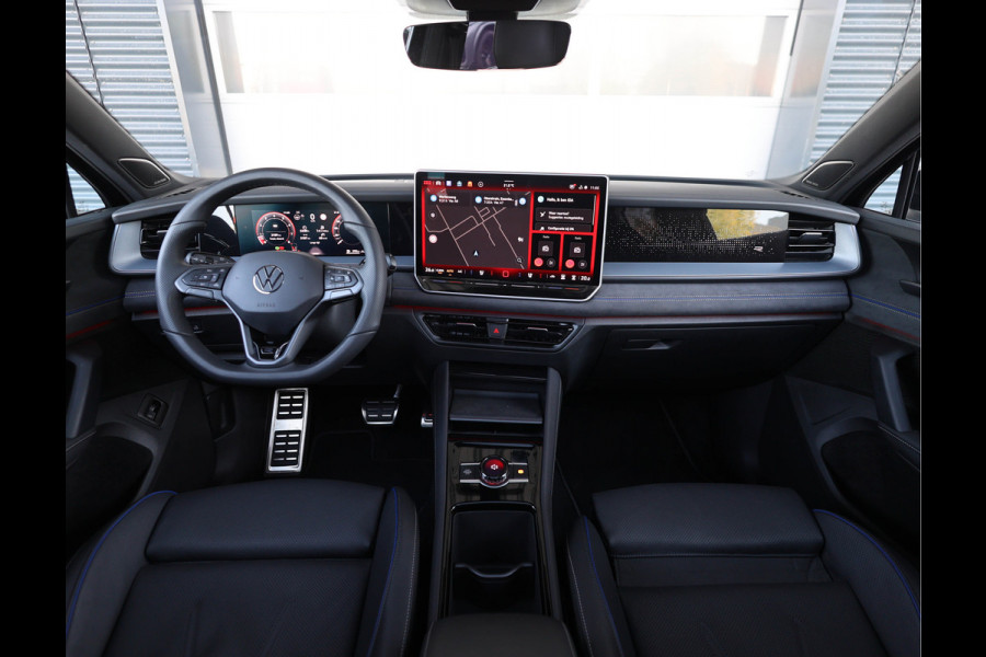 Volkswagen Tayron 1.5 eTSI R-Line | Pano - HUD - 7zits