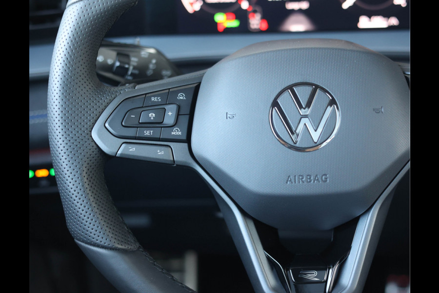 Volkswagen Tayron 1.5 eTSI R-Line | Pano - HUD - 7zits
