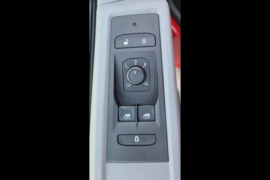 Volkswagen Transporter Automaat 2.0 TDI L2 Highline Navi Airco Achteruitrijcamera