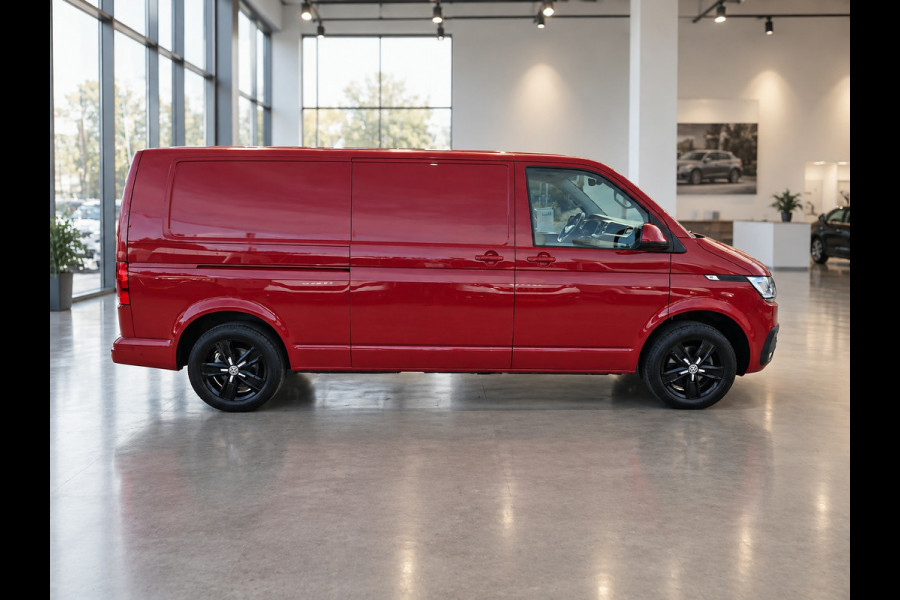 Volkswagen Transporter Automaat 2.0 TDI L2 Highline Navi Airco Achteruitrijcamera