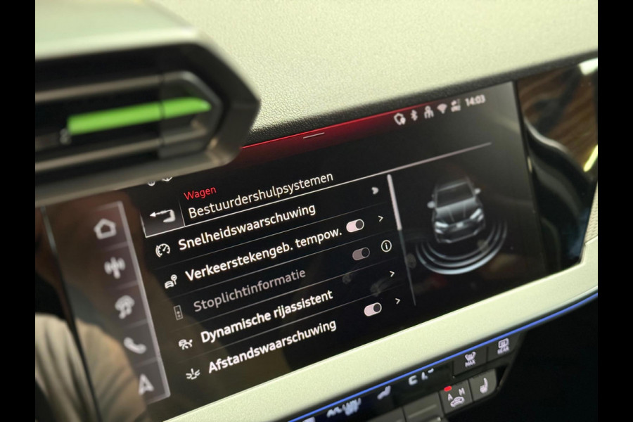 Audi RS 3 SPORTBACK 2.5 TFSI RS 3 quattro | Pano | carbon | Kuipstoelen | ACC | Keyless | Sfeerverlichting