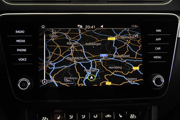 Škoda Superb Combi 1.5 TSI *1ste Eigenaar*Navigatie*Stoelverwarming*