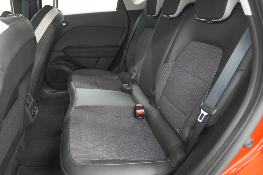 Renault Captur 1.6 E-Tech full hybrid 145 techno | Navigatie | Camera | Apple Carplay | 9.3 Inch Grootscherm