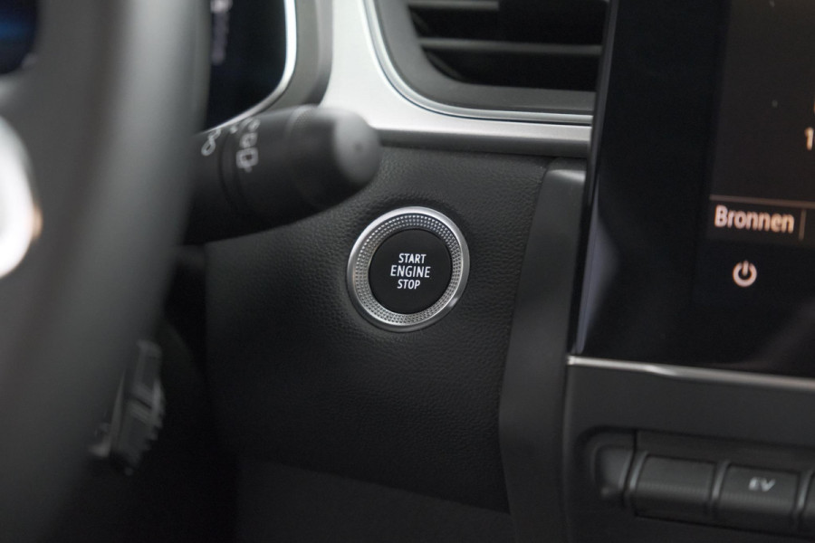 Renault Captur 1.6 E-Tech full hybrid 145 techno | Navigatie | Camera | Apple Carplay | 9.3 Inch Grootscherm
