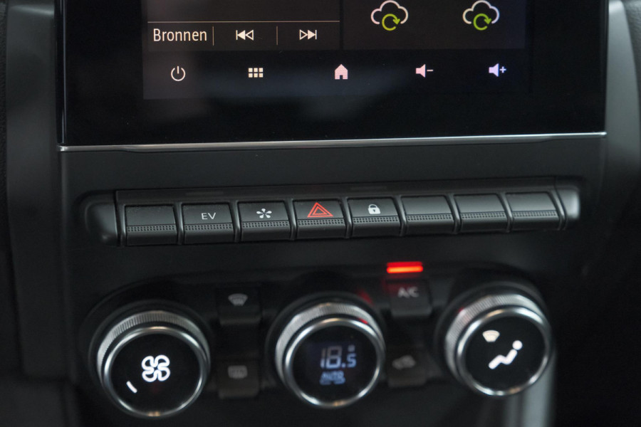 Renault Captur 1.6 E-Tech full hybrid 145 techno | Navigatie | Camera | Apple Carplay | 9.3 Inch Grootscherm