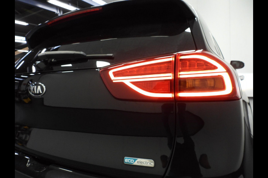 Kia e-Niro ExecutiveLine 64 kWh LEER/MEMORY/CAMERA/LED/JBL/17"LMV!