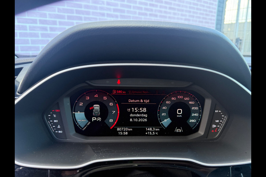 Audi Q3 35 TFSI S Line Pro Line S S-Line | Panoramadak | Stoelverwarming | Camera | Cruise Control | Dodehoekdetectie | Matrix LED | Trekhaak | Navigatie | Parkeersensoren | Climate Control | Black Pack |