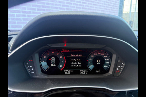 Audi Q3 35 TFSI S Line Pro Line S S-Line | Panoramadak | Stoelverwarming | Camera | Cruise Control | Dodehoekdetectie | Matrix LED | Trekhaak | Navigatie | Parkeersensoren | Climate Control | Black Pack |