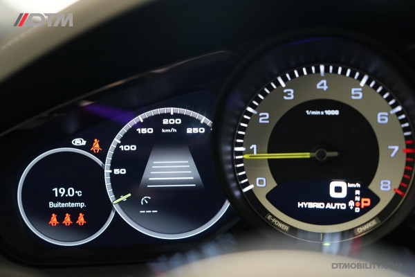 Porsche Cayenne Coupé 3.0 E-Hybrid Platinum Sport Design & Chrono | Vol Optie!