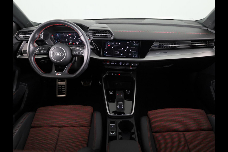Audi A3 Sportback 30 TFSI S edition 110 pk | Navigatie | Parkeersensoren achter | Autom. airco | LED koplampen | Apple Carplay/Android Auto |