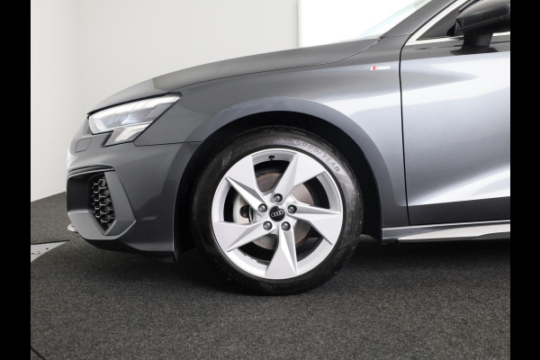 Audi A3 Sportback 30 TFSI S edition 110 pk | Navigatie | Parkeersensoren achter | Autom. airco | LED koplampen | Apple Carplay/Android Auto |