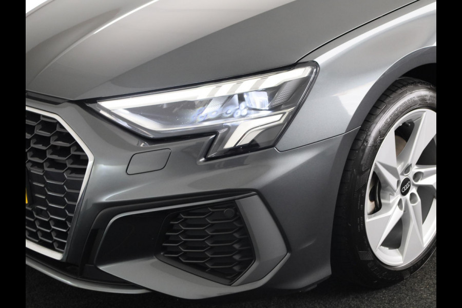 Audi A3 Sportback 30 TFSI S edition 110 pk | Navigatie | Parkeersensoren achter | Autom. airco | LED koplampen | Apple Carplay/Android Auto |
