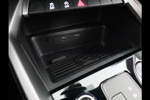 Audi A3 Sportback 30 TFSI S edition 110 pk | Navigatie | Parkeersensoren achter | Autom. airco | LED koplampen | Apple Carplay/Android Auto |