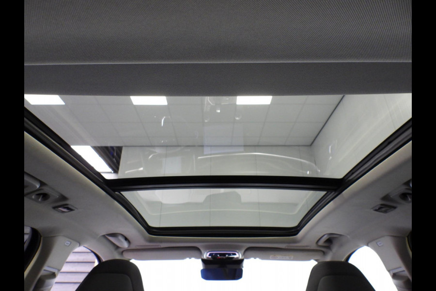 Lynk & Co 01 1.5 PHEV BlackEdition NAVI/360CAM/SCHUIFDAK/LED/20"LMV!