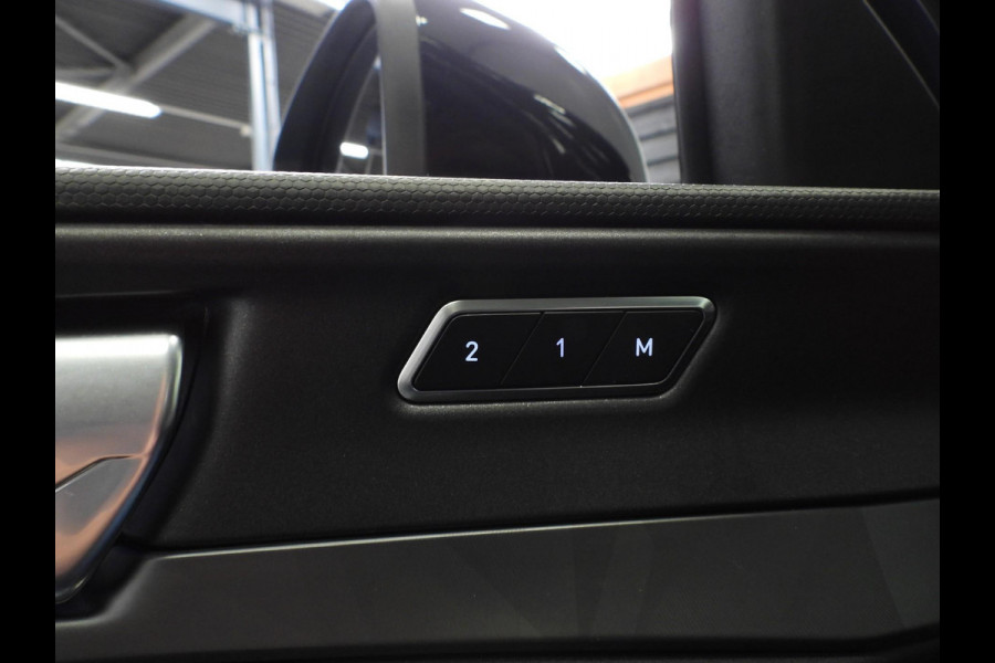 Lynk & Co 01 1.5 PHEV BlackEdition NAVI/360CAM/SCHUIFDAK/LED/20"LMV!