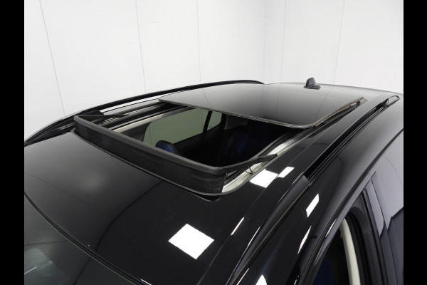 Lynk & Co 01 1.5 PHEV BlackEdition NAVI/360CAM/SCHUIFDAK/LED/20"LMV!