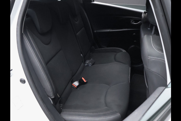 Renault Clio Estate 0.9 TCe Limited Sport (NAVI,CLIMATE,CRUISE,AIRCO,ELEKTRISCH PAKKET,BLUETOOTH,LED,SPORTSTOELEN,NETTE STAAT)