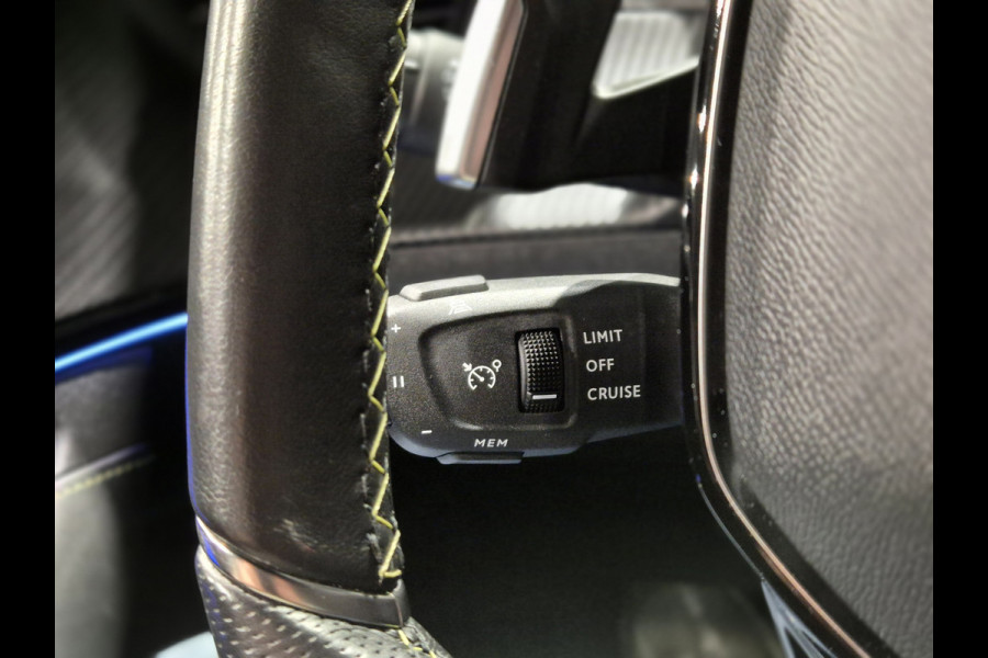 Peugeot 2008 1.2 Hybrid 145 GT 360 Camera | Groot Navi | Carplay/Android | LED | Half leer | Dode-hoek