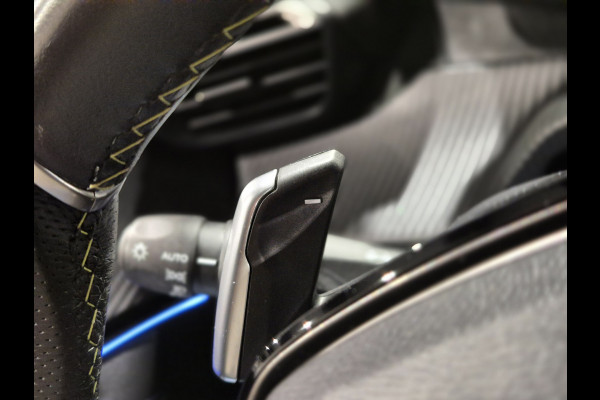 Peugeot 2008 1.2 Hybrid 145 GT 360 Camera | Groot Navi | Carplay/Android | LED | Half leer | Dode-hoek