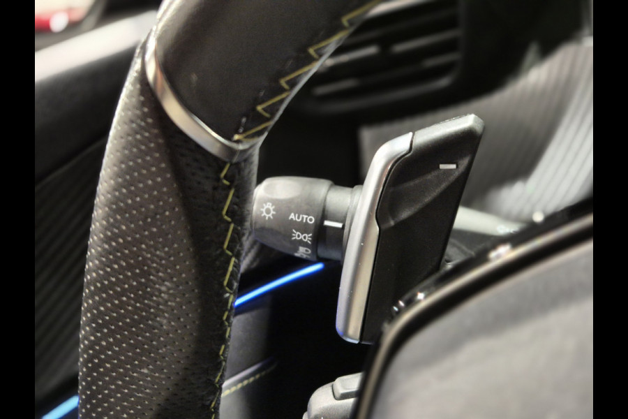Peugeot 2008 1.2 Hybrid 145 GT 360 Camera | Groot Navi | Carplay/Android | LED | Half leer | Dode-hoek