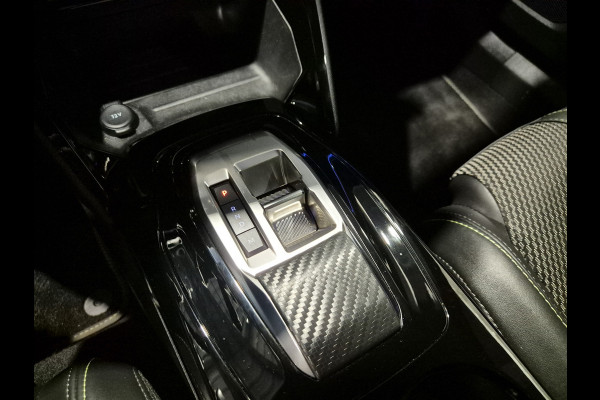 Peugeot 2008 1.2 Hybrid 145 GT 360 Camera | Groot Navi | Carplay/Android | LED | Half leer | Dode-hoek