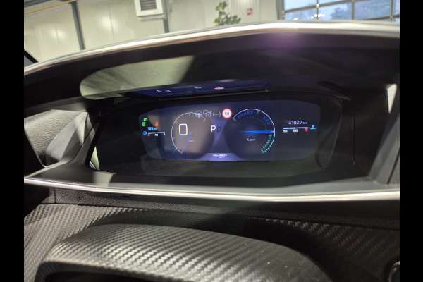 Peugeot 2008 1.2 Hybrid 145 GT 360 Camera | Groot Navi | Carplay/Android | LED | Half leer | Dode-hoek