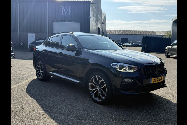 BMW X4 xDrive20i High Executive | MEMORY | ELEK. STOELEN | ELEK. ACHTERKLEP | TREKHAAK | ACHTERUITRIJCAMERA | PANORAMADAK |