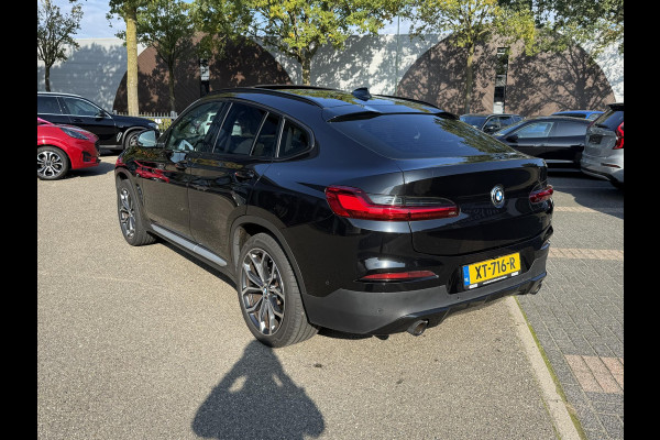 BMW X4 xDrive20i High Executive | MEMORY | ELEK. STOELEN | ELEK. ACHTERKLEP | TREKHAAK | ACHTERUITRIJCAMERA | PANORAMADAK |