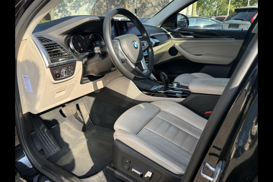 BMW X4 xDrive20i High Executive | MEMORY | ELEK. STOELEN | ELEK. ACHTERKLEP | TREKHAAK | ACHTERUITRIJCAMERA | PANORAMADAK |