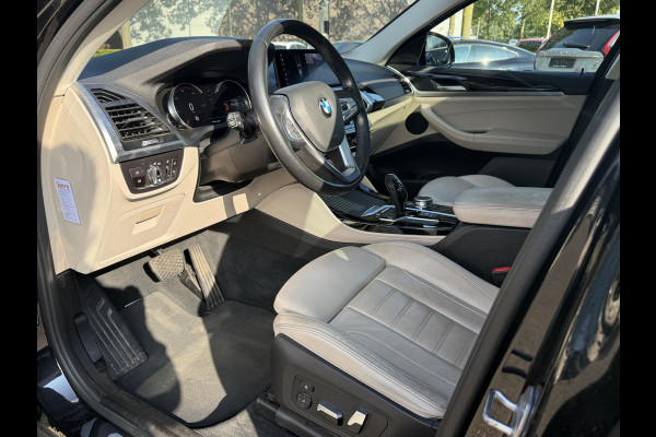 BMW X4 xDrive20i High Executive | MEMORY | ELEK. STOELEN | ELEK. ACHTERKLEP | TREKHAAK | ACHTERUITRIJCAMERA | PANORAMADAK |