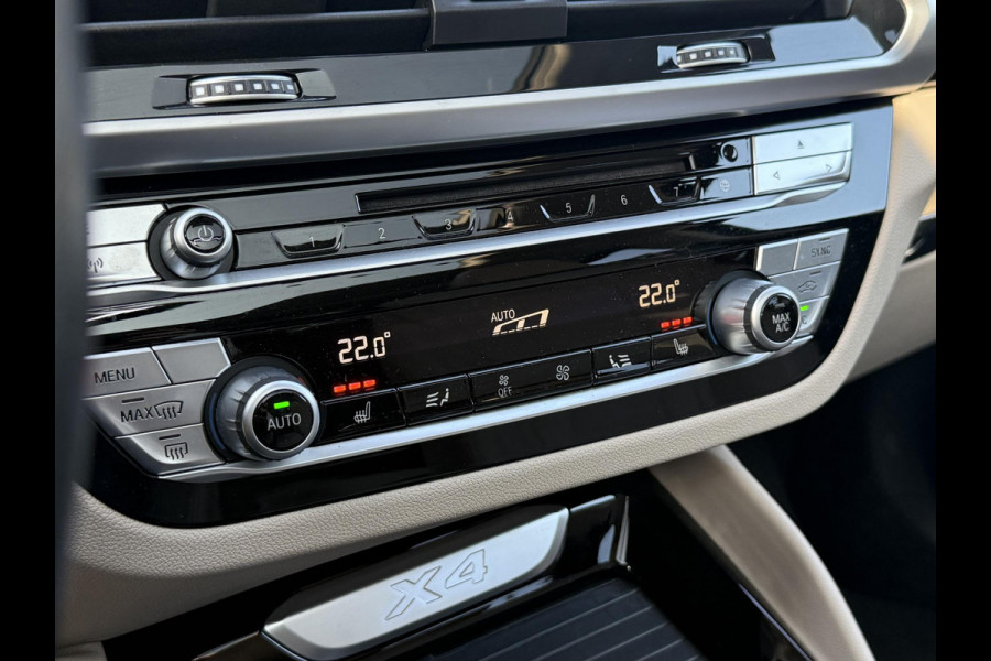 BMW X4 xDrive20i High Executive | MEMORY | ELEK. STOELEN | ELEK. ACHTERKLEP | TREKHAAK | ACHTERUITRIJCAMERA | PANORAMADAK |