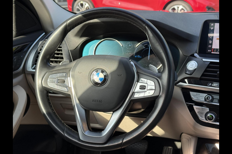 BMW X4 xDrive20i High Executive | MEMORY | ELEK. STOELEN | ELEK. ACHTERKLEP | TREKHAAK | ACHTERUITRIJCAMERA | PANORAMADAK |