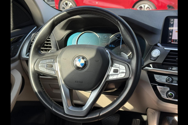 BMW X4 xDrive20i High Executive | MEMORY | ELEK. STOELEN | ELEK. ACHTERKLEP | TREKHAAK | ACHTERUITRIJCAMERA | PANORAMADAK |
